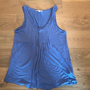 •Gap Sleeveless Top•